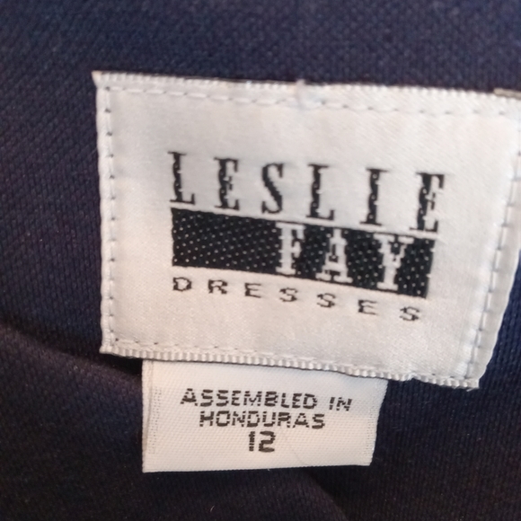 LESLIE FAY Navy Tailored Jacket Blazer with Gold Buttons - Picture 11 of 12